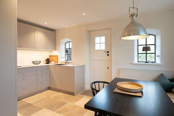 Küche und Essbereich