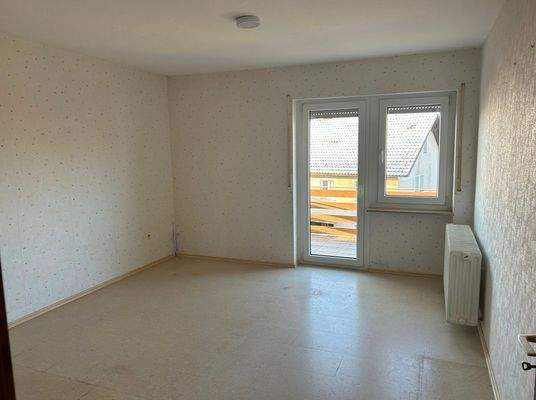 3 Schlafzimmer im OG mit Balkonzugang.jpg