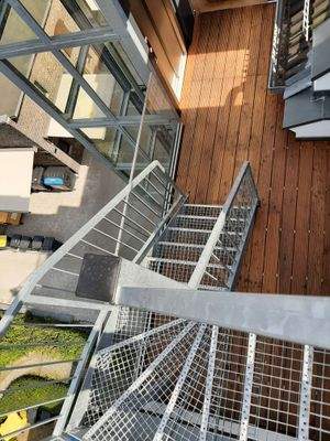 Eigener Lift m.Zugang zur Terrasse