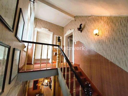 Ansicht vom Treppenaufgang zum