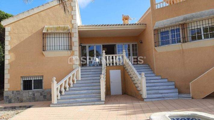 Spacious House with Private Pool in La Manga Cartagena