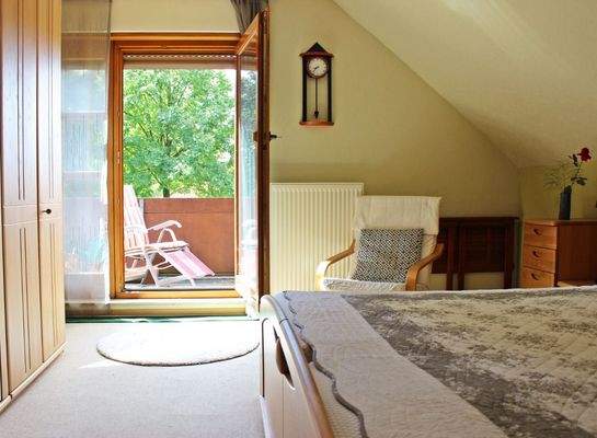 Schlafzimmer_Balkon