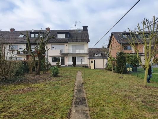 ***3FamilienHaus mit Garage und wunderschönem Garten in PorzZündorf