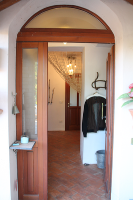 Über den Flur willkommen