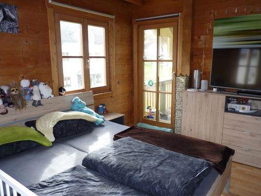 Schlafzimmer mit Balkon Zugang