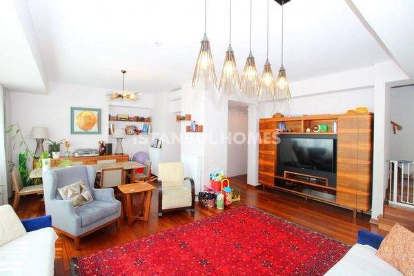 Duplex Property Close to the Main Road and Subway in Kadikoy