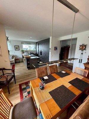 Essplatz und offene Küche