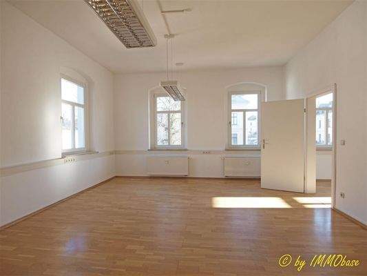 Helle repräsentative Räume