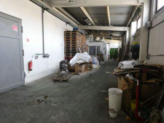 19 Lager mit Laderampe.JPG