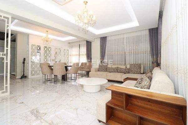 5 Bedroom Villa with Pool and Garden in Belek