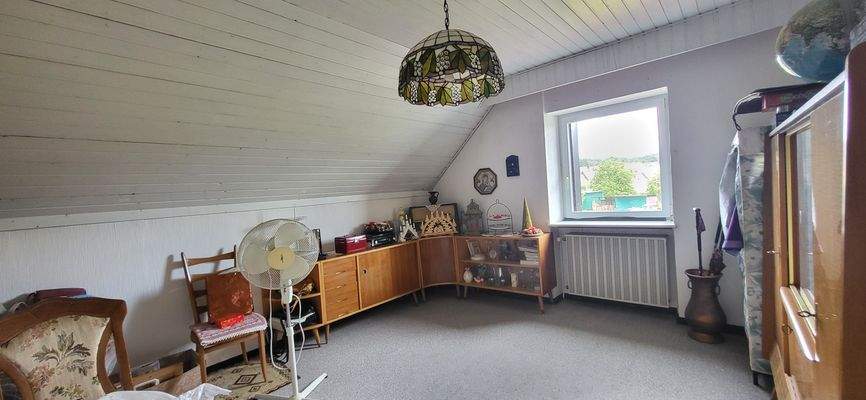 WEITERES ZIMMER IM OG
