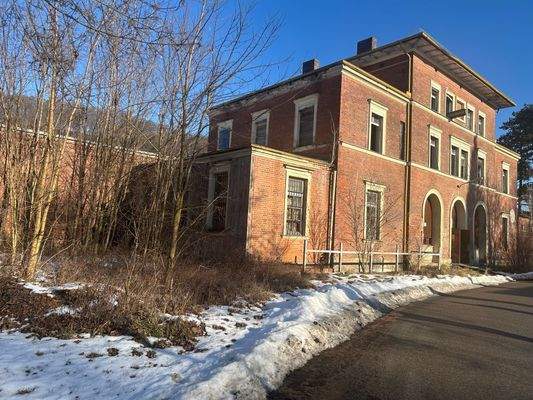 Ansicht Hauptgebäude 