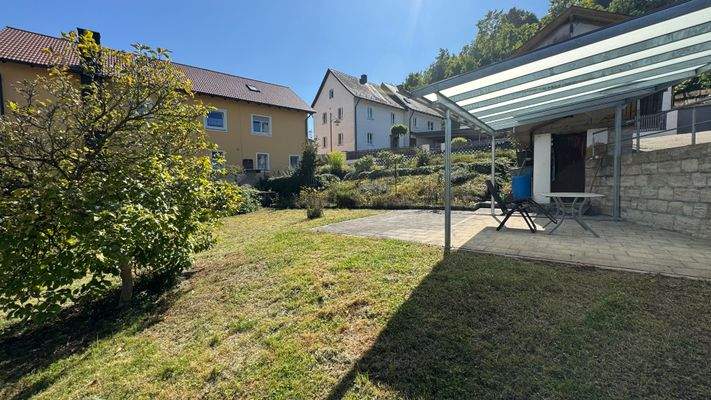 Freisitz auf Baugrundstück