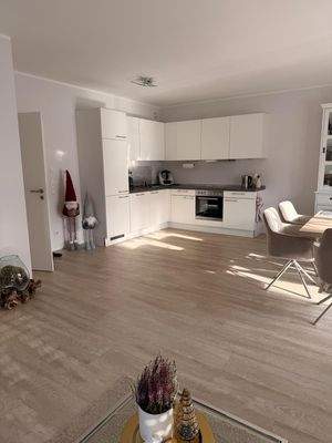 Moderne, offene Küche