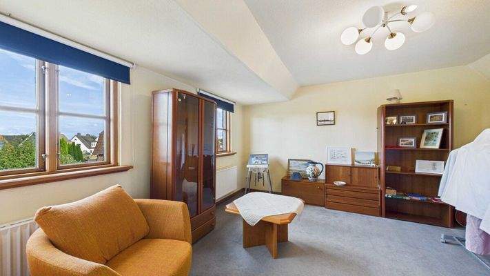 Hell und großzügig