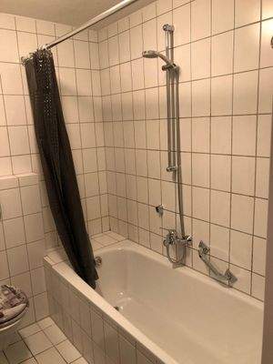 Bade- Duschkombination