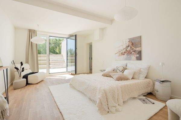 Master Schlafzimmer Gartengeschoss