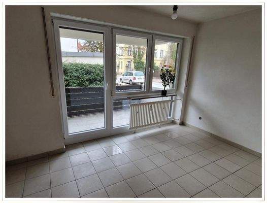 Schlafzimmer mit Balkon