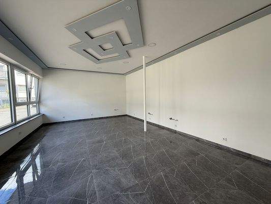 WhatsApp Image 2025-09-30 at 16.12.29