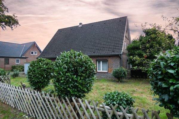 Grundstücksgröße 1.976 m² 