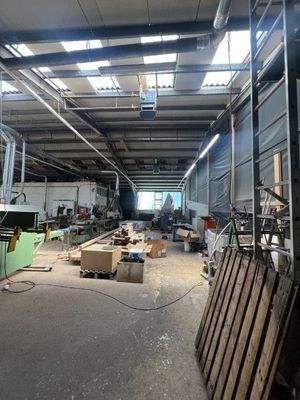 8 Produktionshalle innen rechts
