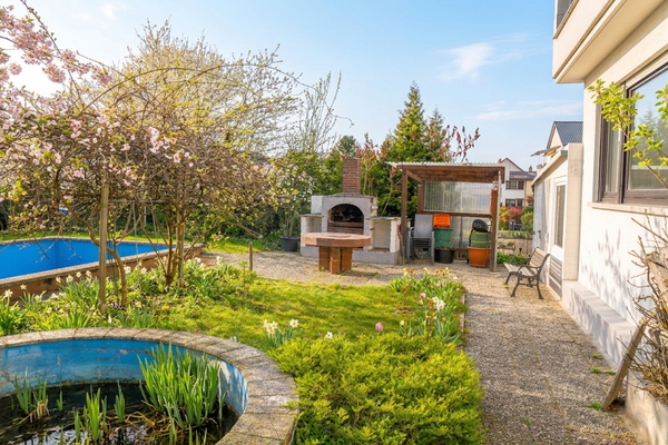 7 traumhafter Garten....png