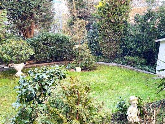 Blick von der EG-Terrasse...!!