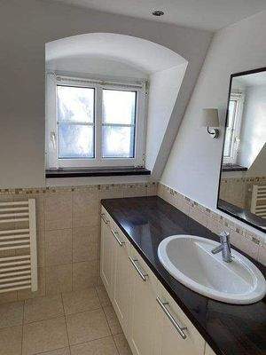 Tageslichtbad mit Dusche