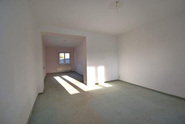 14 Blick in den Arbeitsbereich.JPG