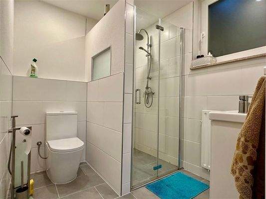 Duschbad zweites Untergeschoss