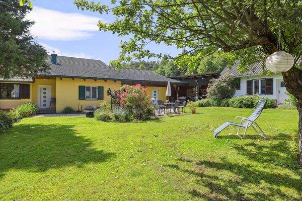 Wohntraum in Ruhelage im Gartenparadies