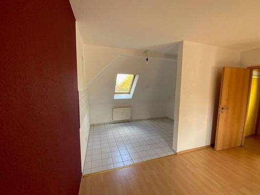 Wohnzimmer mit Blick zur Küche