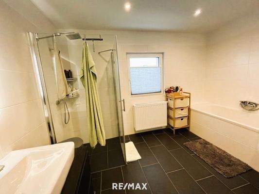 Obergeschoss - Badezimmer