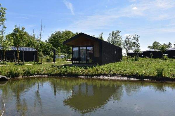 Ferienhaus-zu-verkaufen-Lakeside-Resort-Brielle001