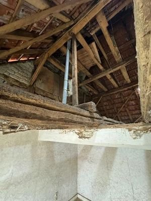 5 Dach entkernt (1)