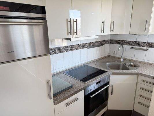 ... mit Zugang zur Küche