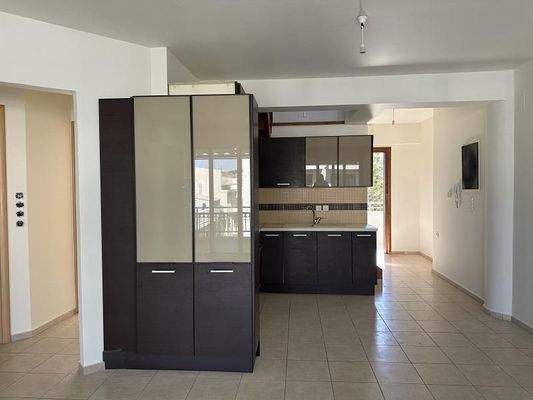 Kreta, Rethymno: 4-Zimmer-Apartment mit Meerblick und Dachterrasse zu verkaufen