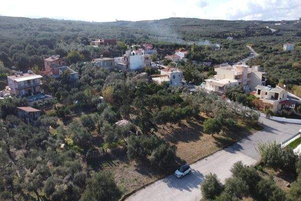 Kreta, Maleme: Grundstück zu verkaufen - nur 5 Minuten zum Sandstrand