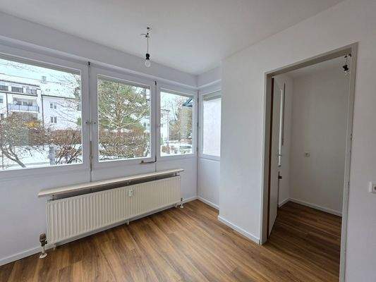 Wohnküche mit Speisekammer