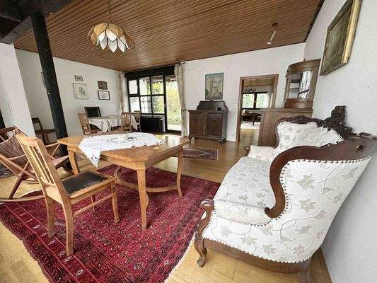 OG Wohnen mit Blick zur Terrasse u Arbeitszimmer (WE 2)