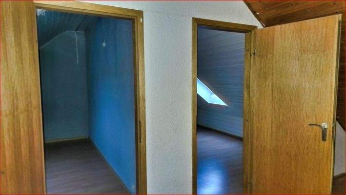 Zugang zu den Dachgeschosszimmern