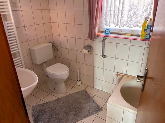 Badezimmer im OG