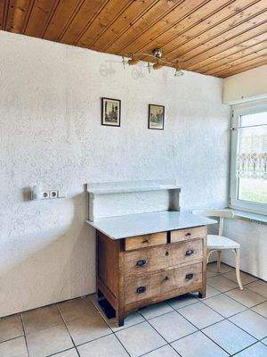 Der große Wohnraum (ehemalige Küche)