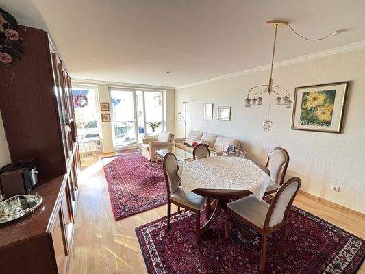 Wohn- und Essbereich