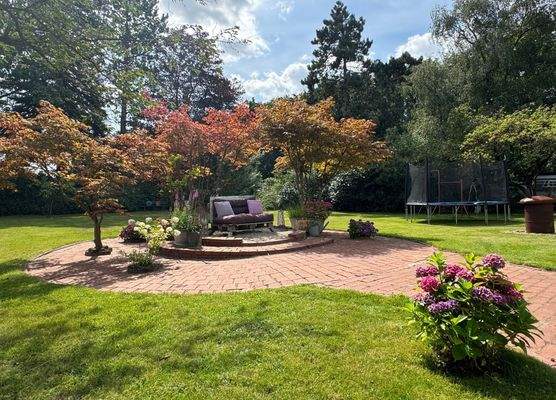 07 Garten _ Rundterrasse