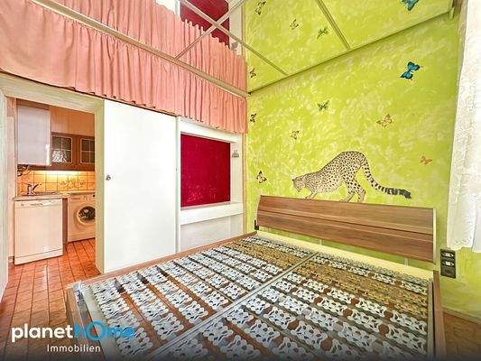 Schlafraum neben Kueche