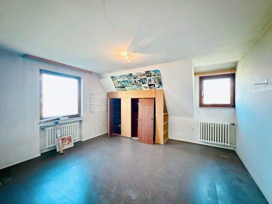 Zweites Kinderzimmer OG