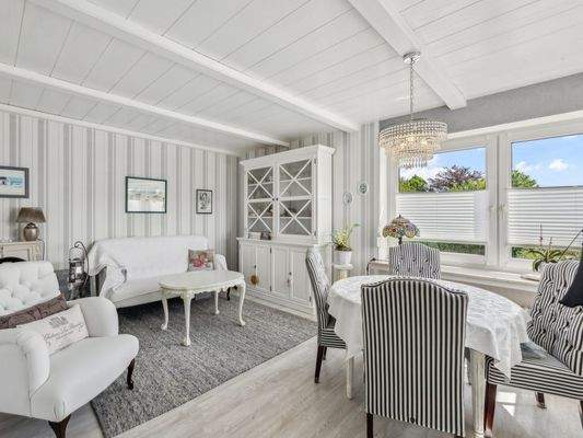 Wohnzimmer - Ansicht 1 