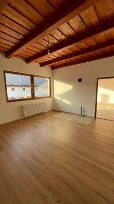 2d2fdcf4-150e-439c-9e11-f3392704bf32 másolata.jpg