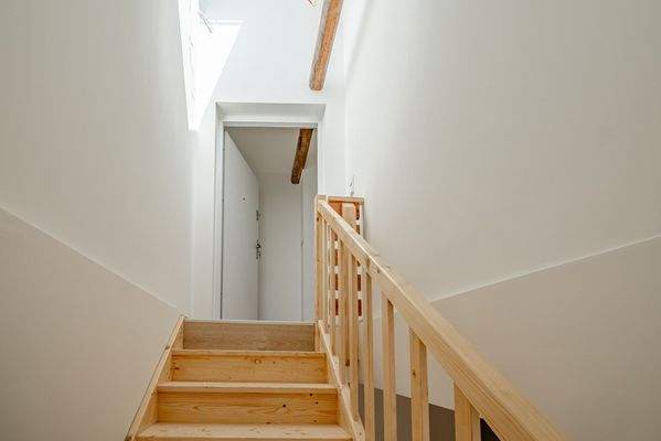  DG - Hausflur Eingang